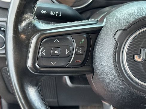 Used 2021 Jeep Gladiator Sport AWD/4WD image 30