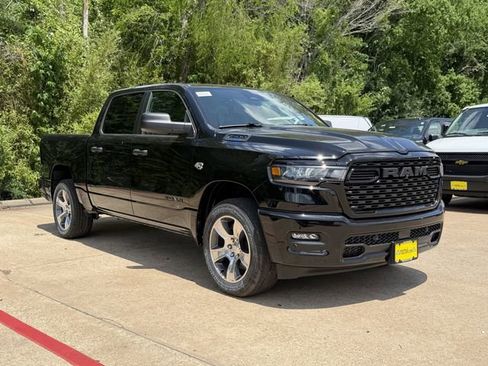 New 2026 RAM 1500 Express image 2