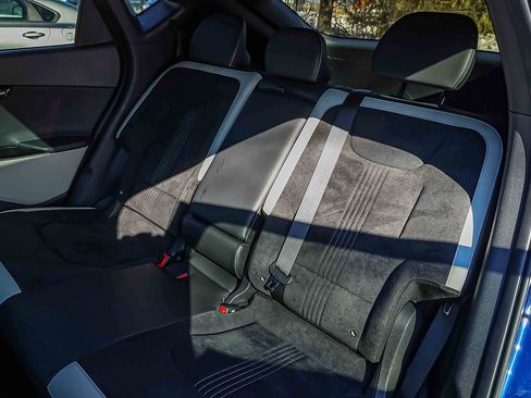 Used 2022 Kia EV6 GT-Line image 21