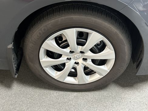 Used 2026 Toyota Corolla LE FWD image 13