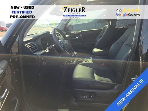 Used 2024 Toyota 4Runner TRD Off-Road Premium w/ Off Road Premium Plus Package AWD/4WD image 10