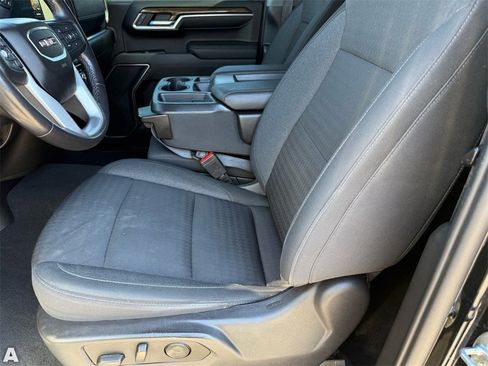 Used 2022 GMC Sierra 1500 Elevation image 12