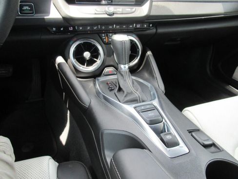Used 2016 Chevrolet Camaro LT RWD image 26