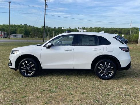 New 2026 Honda HR-V EX-L image 2