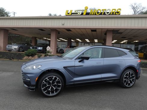 Used 2024 Aston Martin DBX 707 image 25