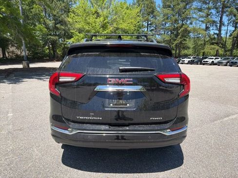 Used 2023 GMC Terrain Denali AWD/4WD image 4