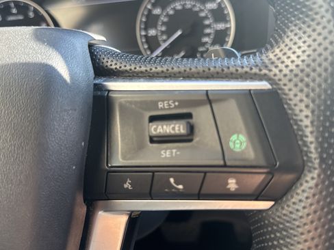 Used 2022 Mitsubishi Outlander SE AWD/4WD image 20
