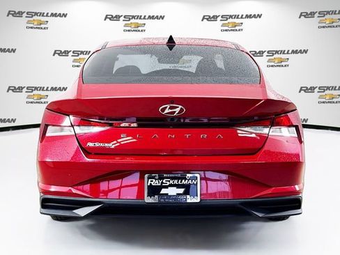 Used 2021 Hyundai Elantra SEL w/ Cargo Package image 6