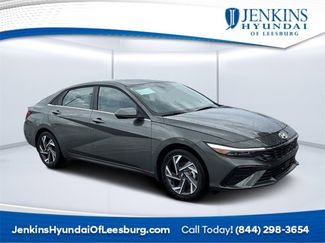 New 2025 Hyundai Elantra Limited video 1