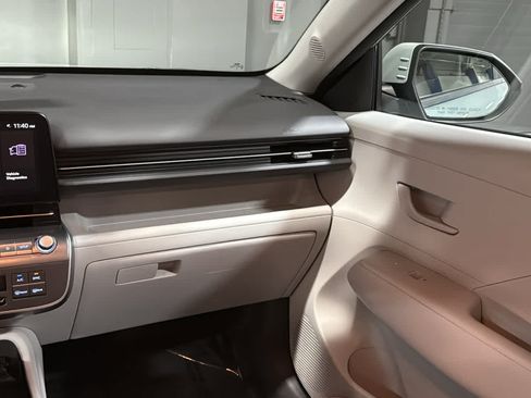 Used 2024 Hyundai Kona SEL FWD image 23