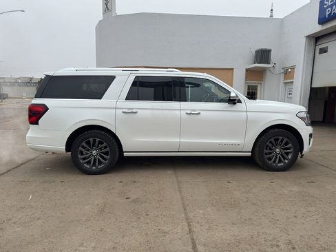 Used 2023 Ford Expedition Max Platinum AWD/4WD image 7