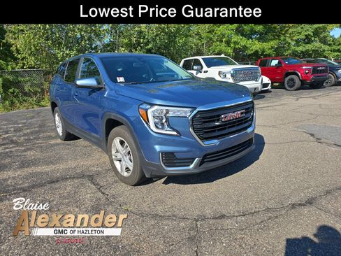 Used 2024 GMC Terrain SLE AWD/4WD image 1