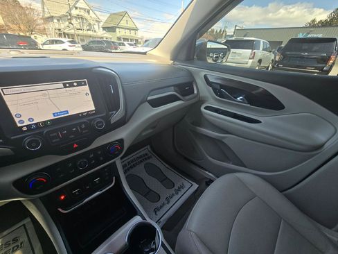 Used 2018 GMC Terrain Denali w/ Advanced Safety Package image 12