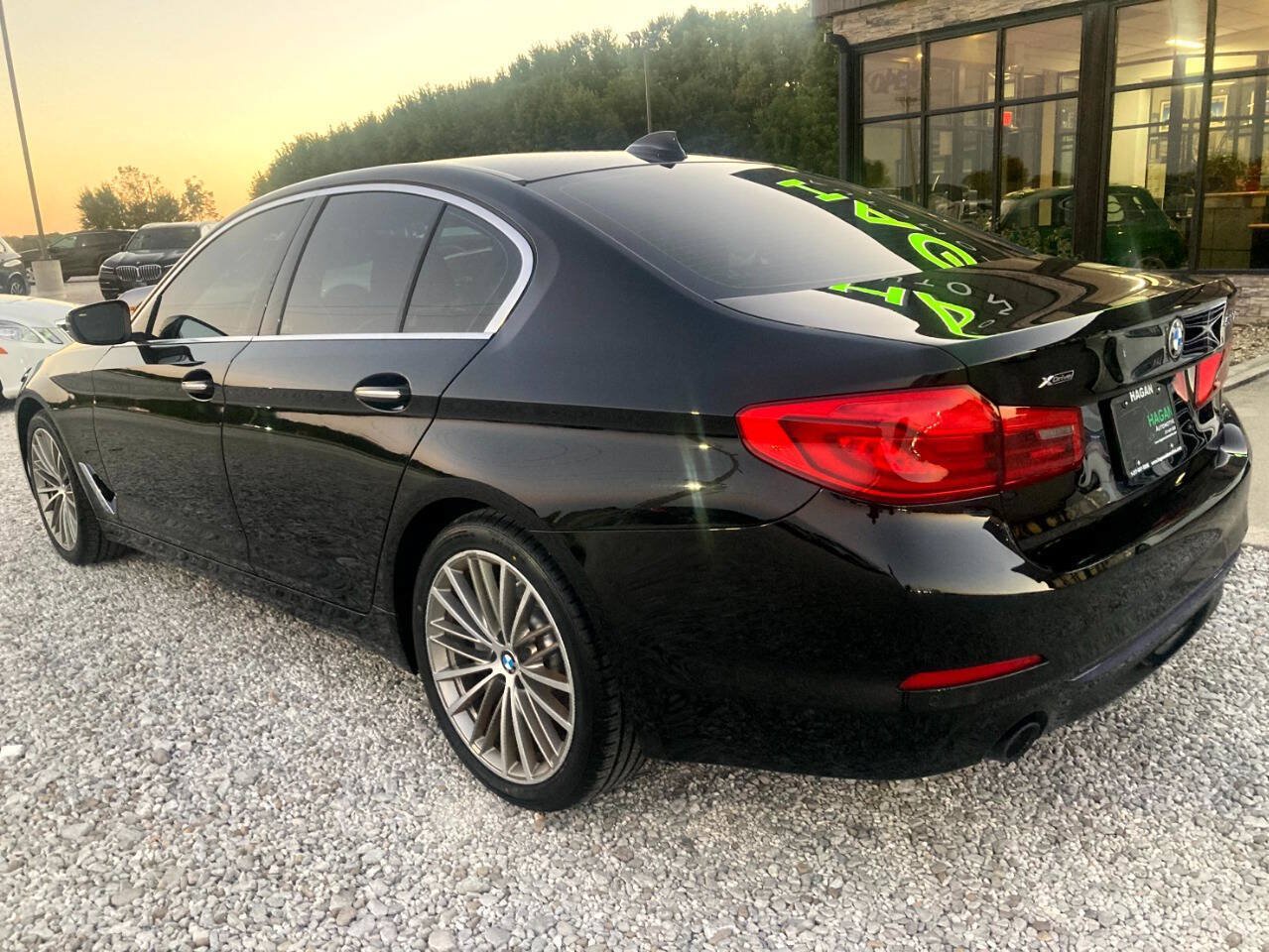 Used 2018 BMW 530i xDrive AWD/4WD image 7