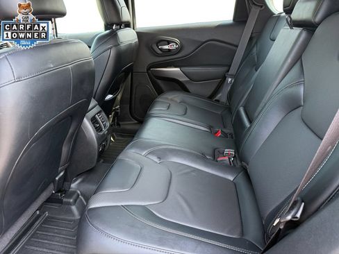 Certified 2022 Jeep Cherokee Limited AWD/4WD image 15