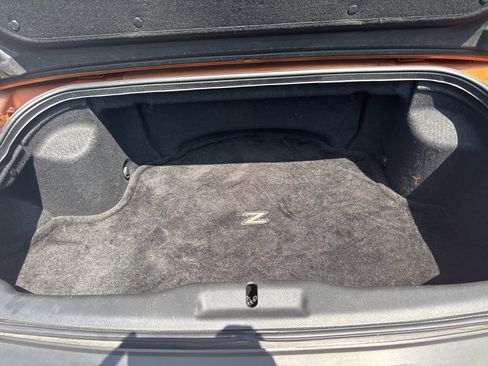 Used 2005 Nissan 350Z Touring image 39