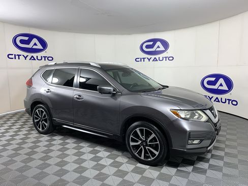 Used 2019 Nissan Rogue SL FWD image 1
