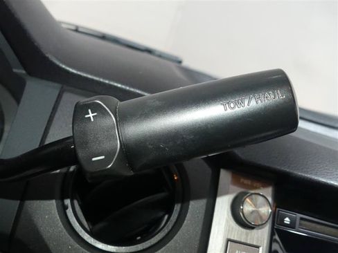 Used 2014 Toyota Tundra SR AWD/4WD image 32