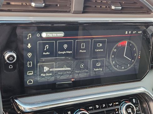 Used 2024 GMC Sierra 2500 Denali w/ Technology Package image 15