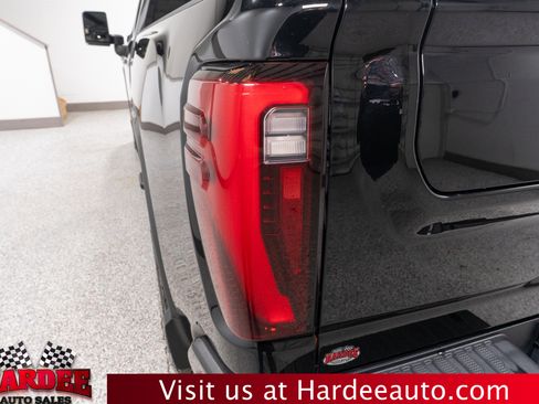 Used 2024 GMC Sierra 2500 Denali Ultimate w/ LPO, GMC Protection Package image 9