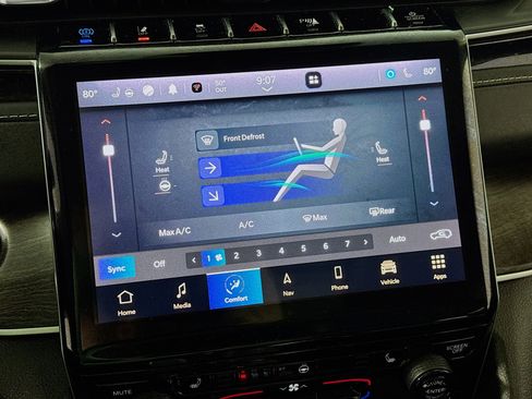 Used 2022 Jeep Grand Cherokee Limited 4xe image 19