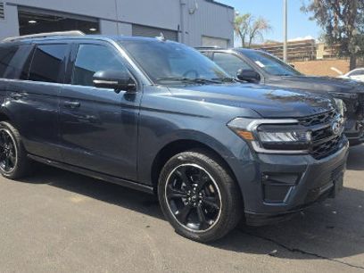 Used 2023 Ford Expedition Limited