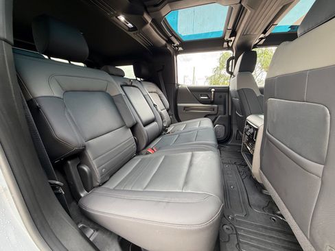 Used 2024 GMC Hummer EV 2X w/ Extreme Off-Road Package AWD/4WD image 29
