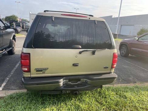 Used 2000 Ford Expedition XLT AWD/4WD image 8
