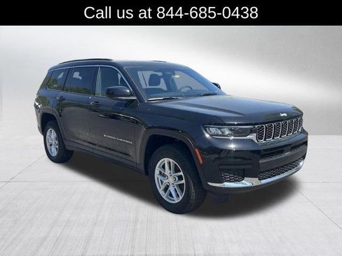 New 2025 Jeep Grand Cherokee L Laredo image 3