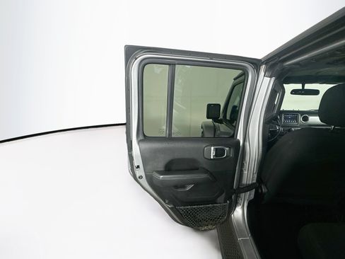 Used 2020 Jeep Wrangler Unlimited Sahara AWD/4WD image 24
