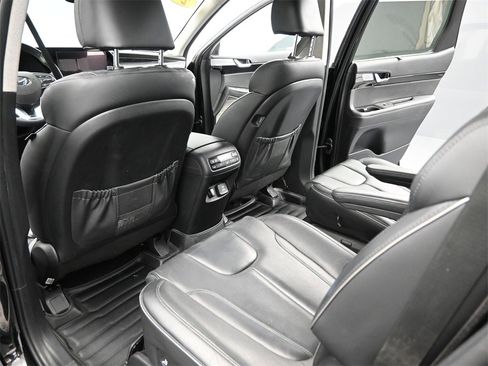 Used 2022 Hyundai Palisade Limited image 17