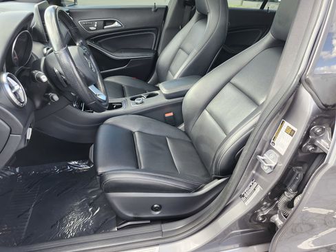 Used 2019 Mercedes-Benz CLA 250 4MATIC image 27