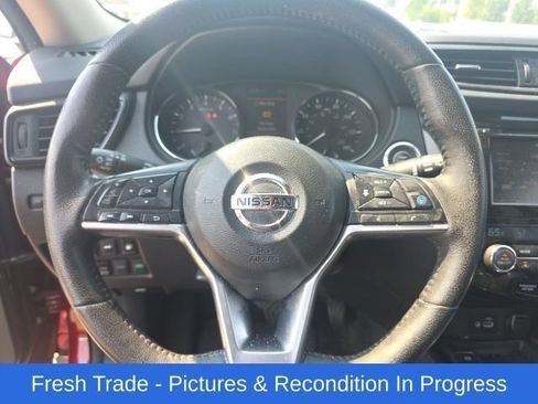 Used 2019 Nissan Rogue SL AWD/4WD image 11