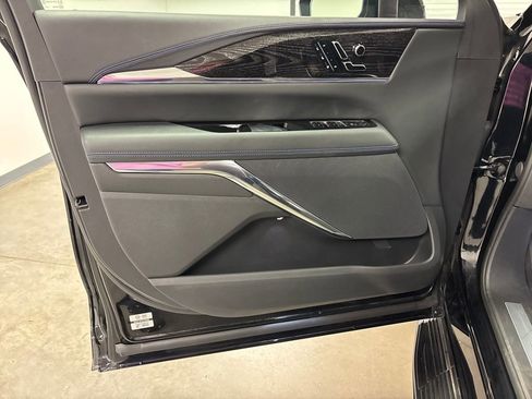 New 2025 Cadillac Escalade IQ Sport 1 w/ Smart Trailering package image 25