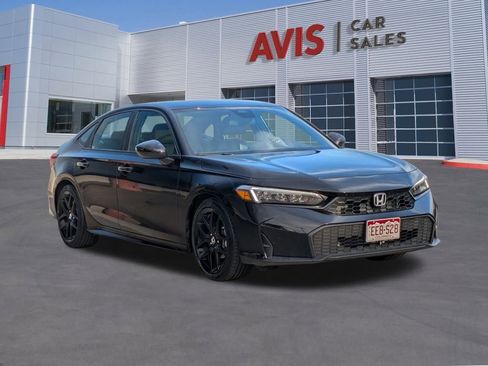 Used 2025 Honda Civic Sport image 3