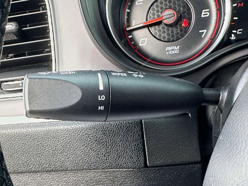 Used 2019 Dodge Charger SXT image 19