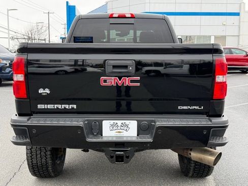 Used 2018 GMC Sierra 3500 Denali image 14