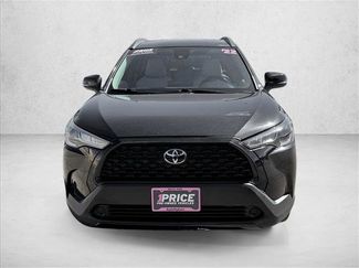 Used 2022 Toyota Corolla Cross LE FWD video 2
