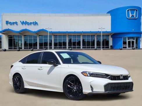 Used 2025 Honda Civic Sport image 1