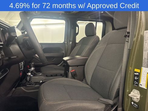 Used 2024 Jeep Gladiator Sport image 28