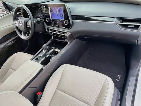 Used 2024 Lexus RX 350 FWD w/ Technology Package image 25