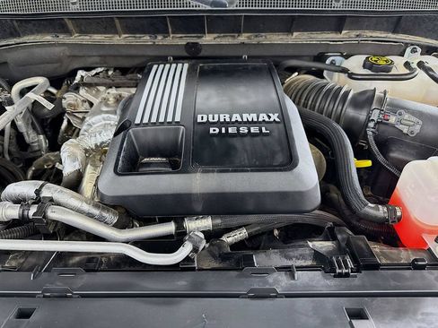 Used 2023 Chevrolet Suburban High Country w/ Premium Package 2 RWD image 31