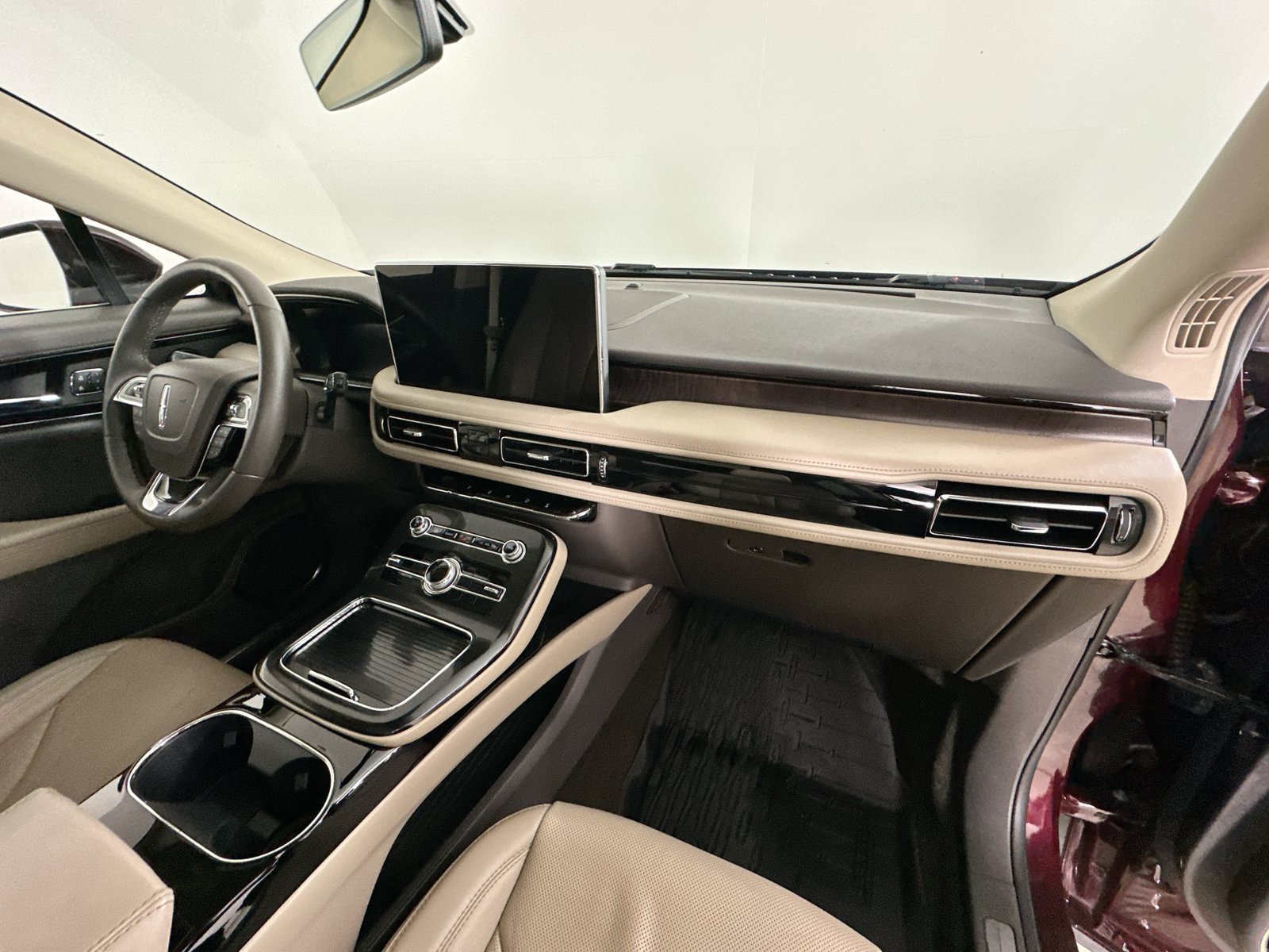 Used 2021 Lincoln Nautilus Reserve AWD/4WD image 45