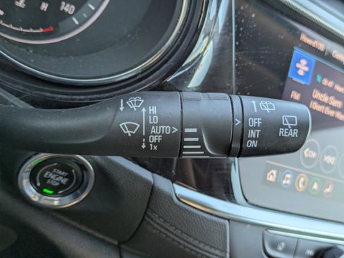 Used 2022 Buick Encore GX Essence w/ Advanced Technology Package image 19