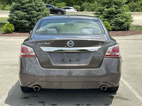 Used 2015 Nissan Altima 2.5 S w/ Power Driver Seat Package FWD image 4