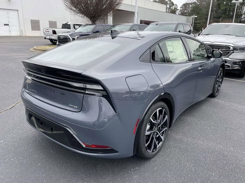 New 2026 Toyota Prius Plug-In Hybrid image 12