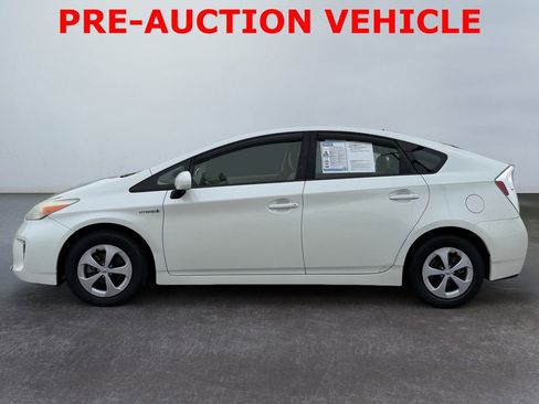 Used 2012 Toyota Prius Two image 6