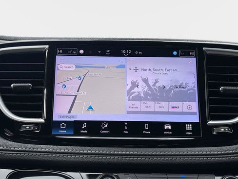 Used 2024 Chrysler Pacifica Limited image 22