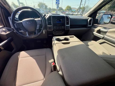 Used 2015 Ford F150 XLT w/ Equipment Group 301A Mid RWD image 7