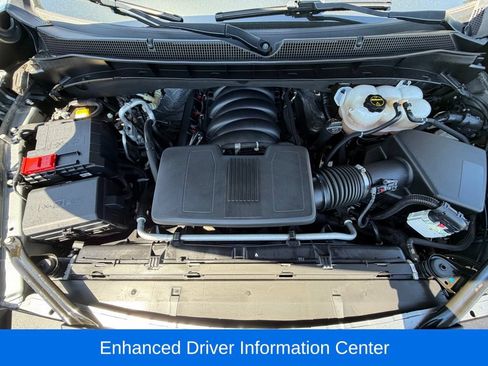 Used 2024 Chevrolet Suburban Premier AWD/4WD image 17